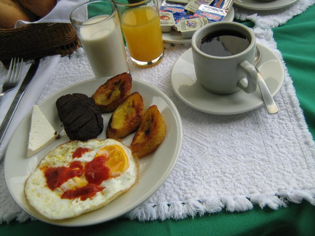 Hotel Posada De Maria Antigua Ngoại thất bức ảnh