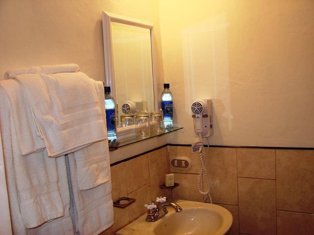 Hotel Posada De Maria Antigua Ngoại thất bức ảnh